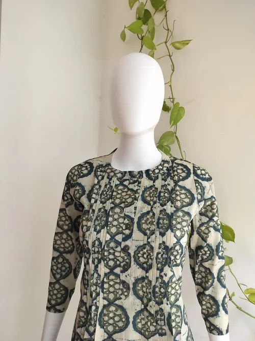 Pintuck Tunic Top  2